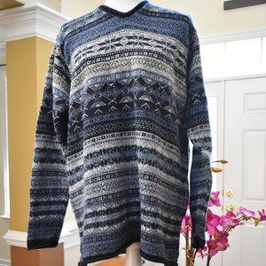 Blue print pull over